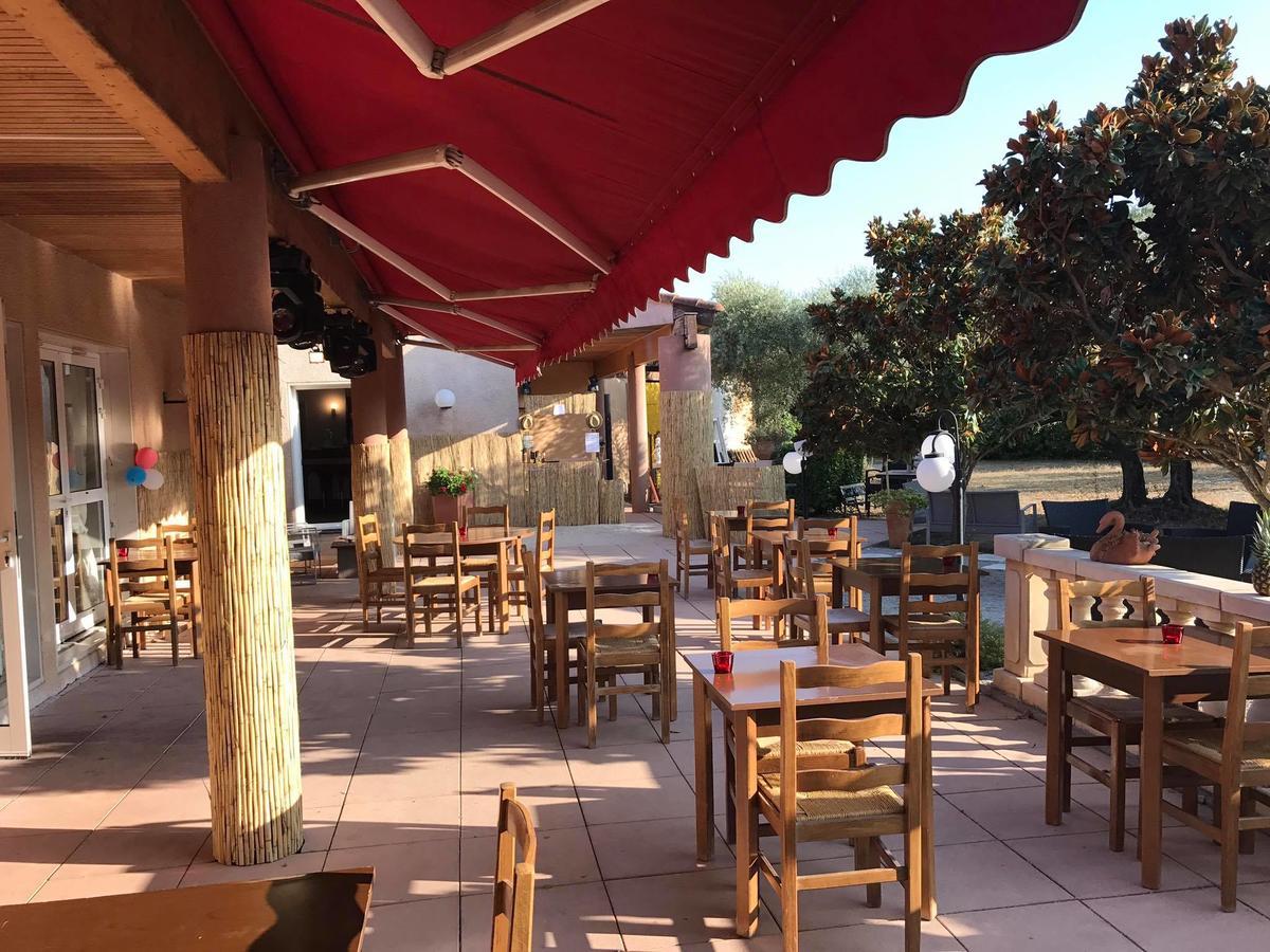 奥赖松 Logis La Grande Bastide酒店 外观 照片